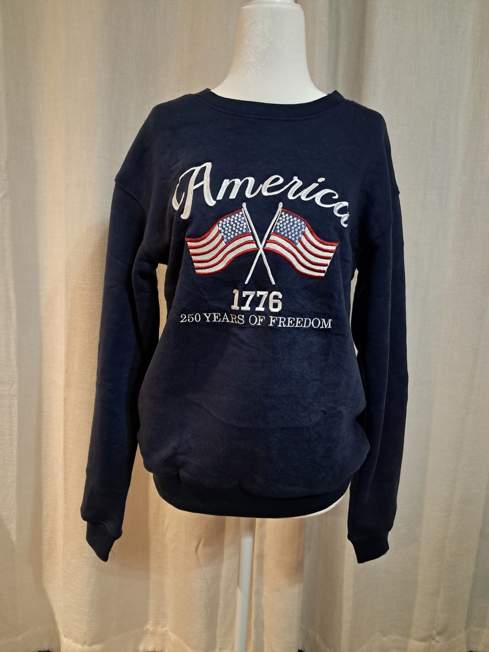 America 1776 Navy Crewneck Sweatshirt - Patriotic Flag Graphic Small